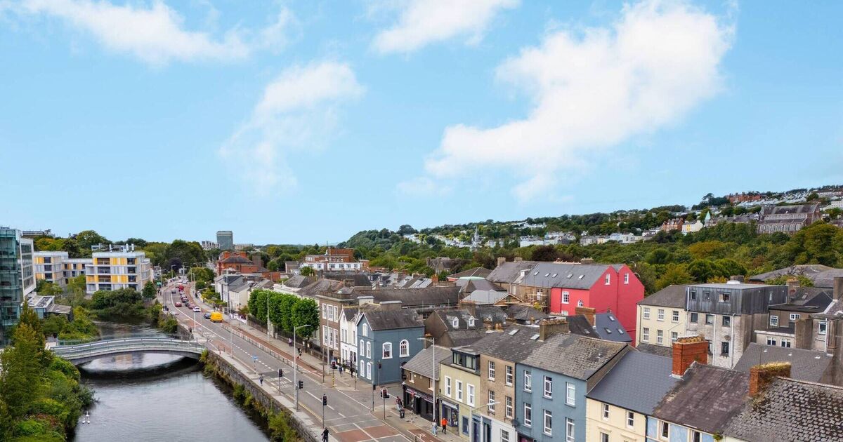 Come to your census at historic Lancaster Quay €440k listing