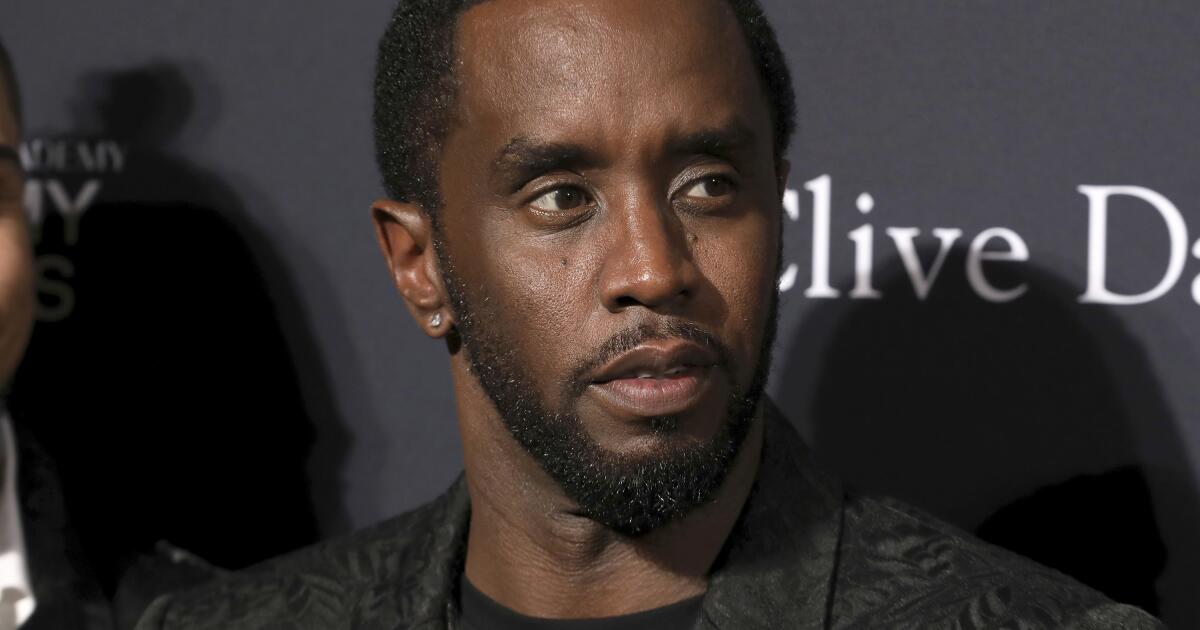 Sean Combs abused women during 'freak offs' involving male prostitutes, drugs, violence, feds allege