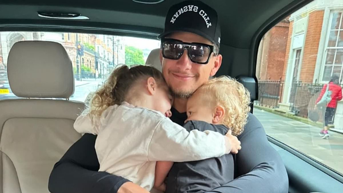 Brittany Mahomes wishes Patrick happy 29th birthday in gushing Instagram post: 'Best daddy ever'