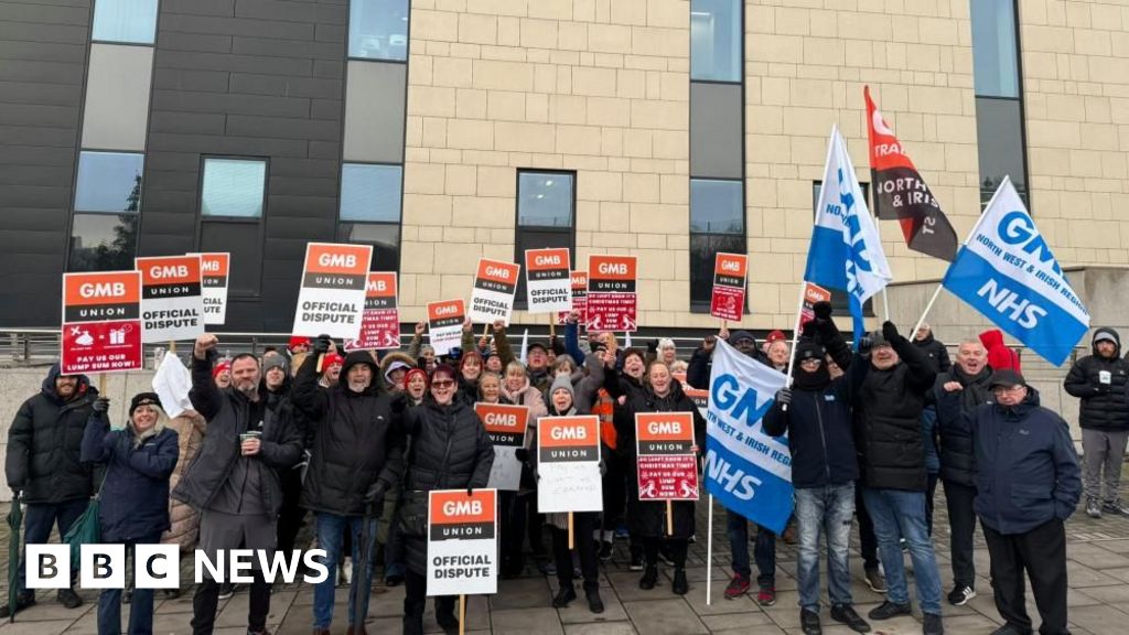 Royal Liverpool Hospital to pay Covid bonuses after worker strike