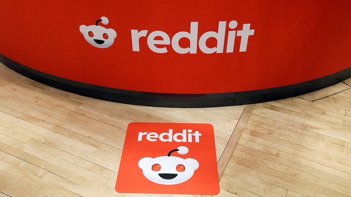 Reddit is down across US as users face 'Upstream Connection Error' messages