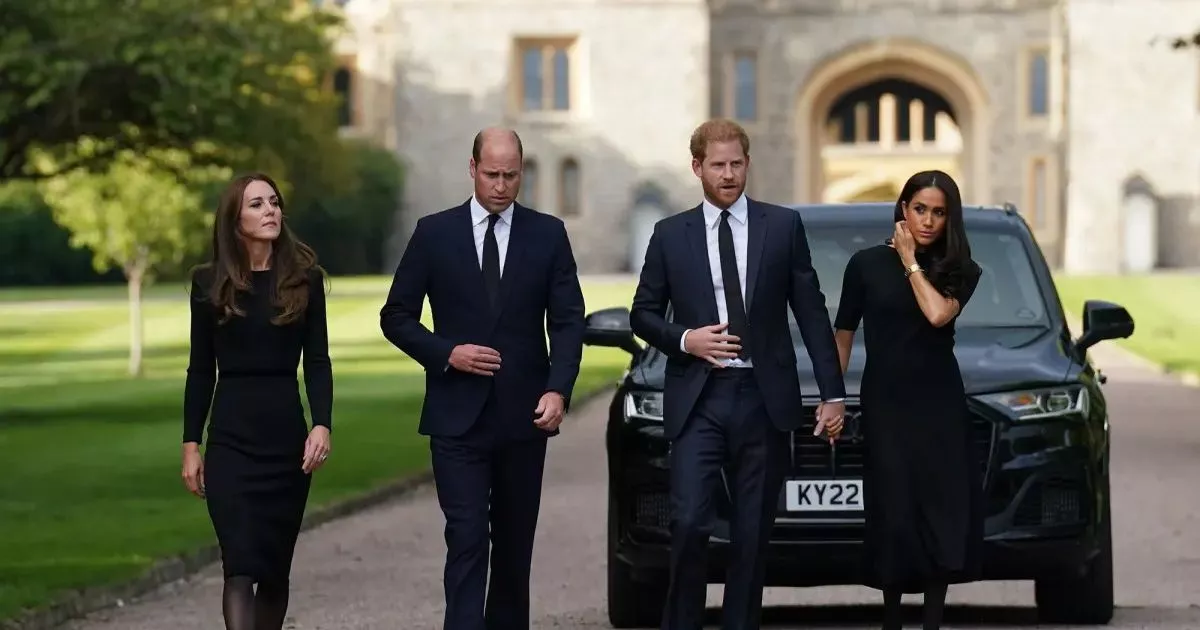 Prince William and Kate Middleton give Harry and Meghan a 'lesson'