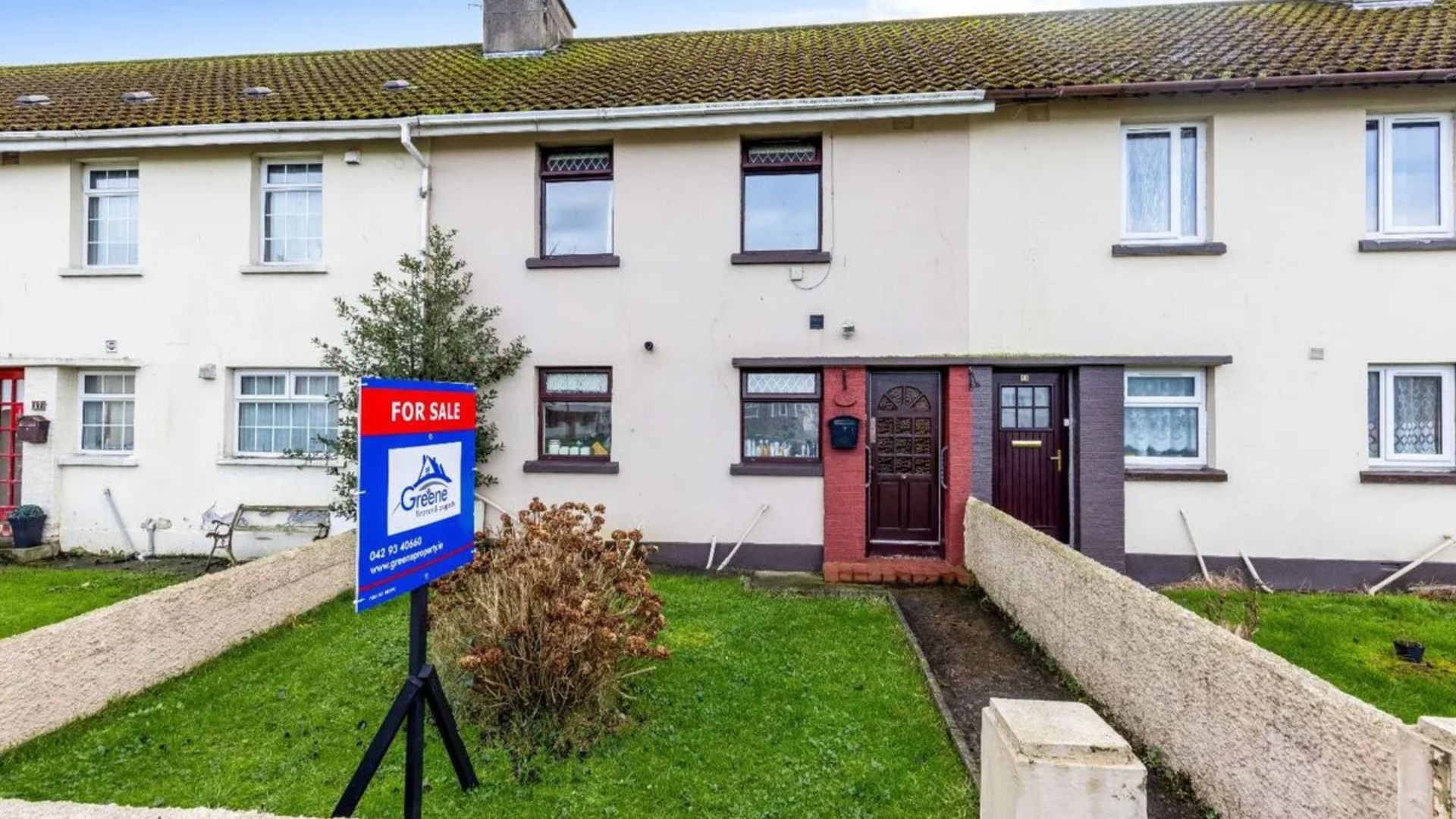 The stunning three-bedroom home hour from Dublin on Irish market for €175k