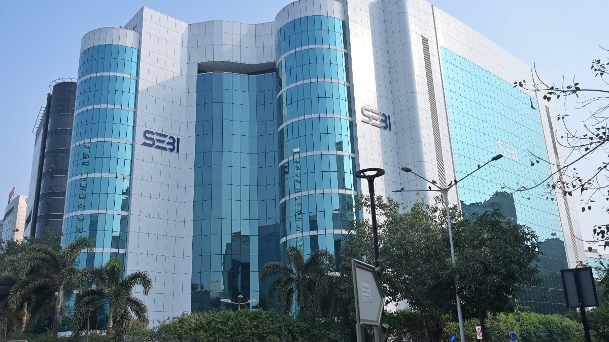 Paytm top officials pay Rs 3.32 crore to settle SEBI norms violations