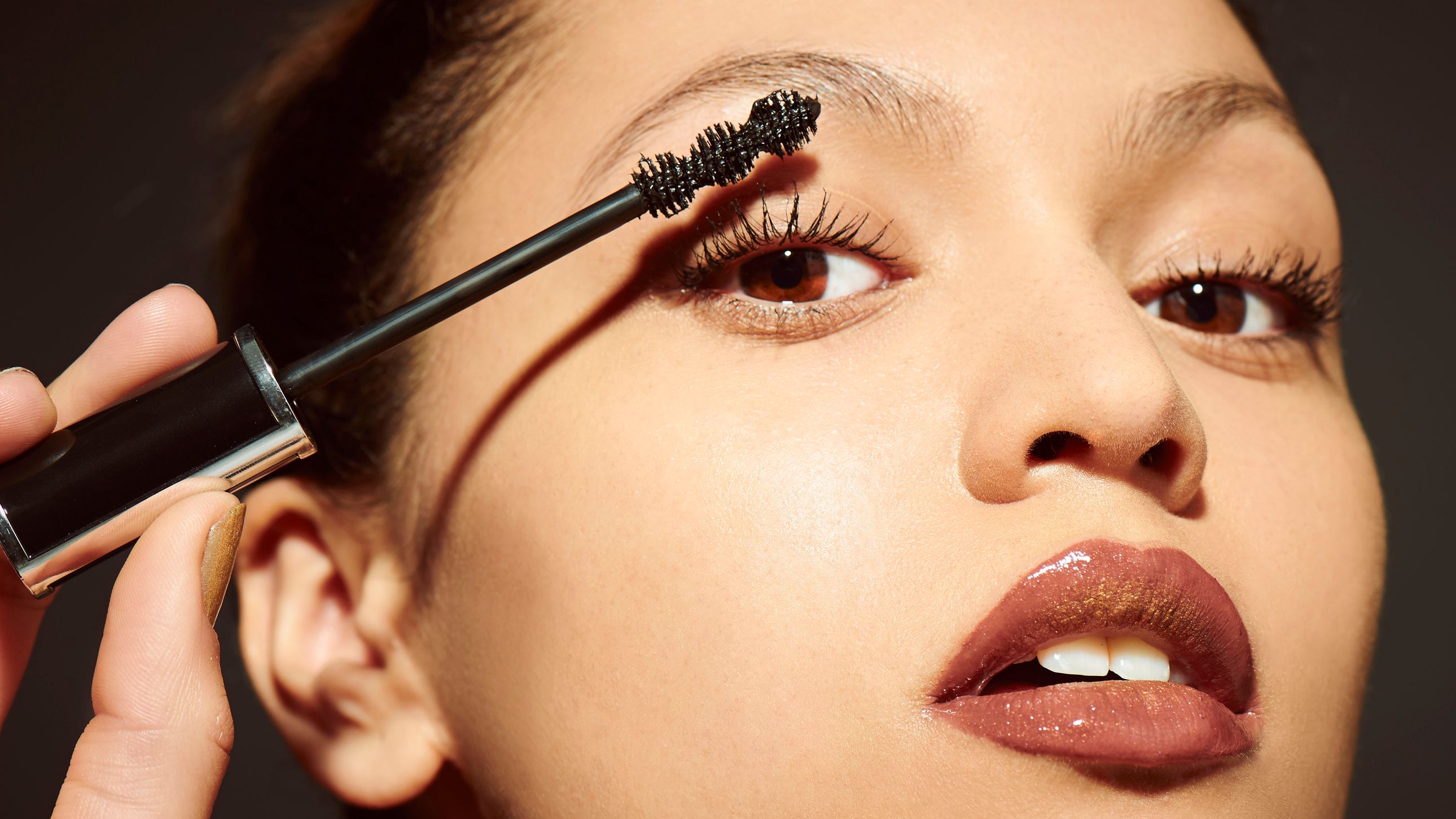 16 Best Tubing Mascaras 2025, Endorsed By Makeup Artists