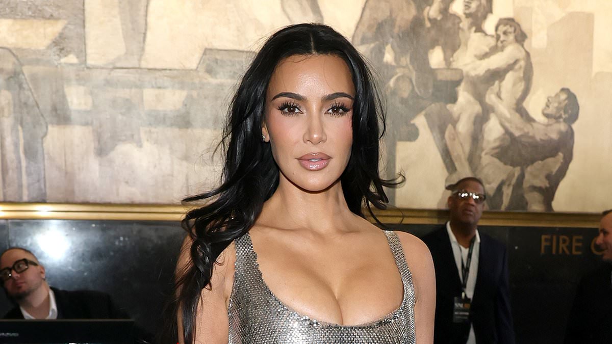 Furious Kim Kardashian publicly calls out mom Kris Jenner for poorly timed post after Nike deal