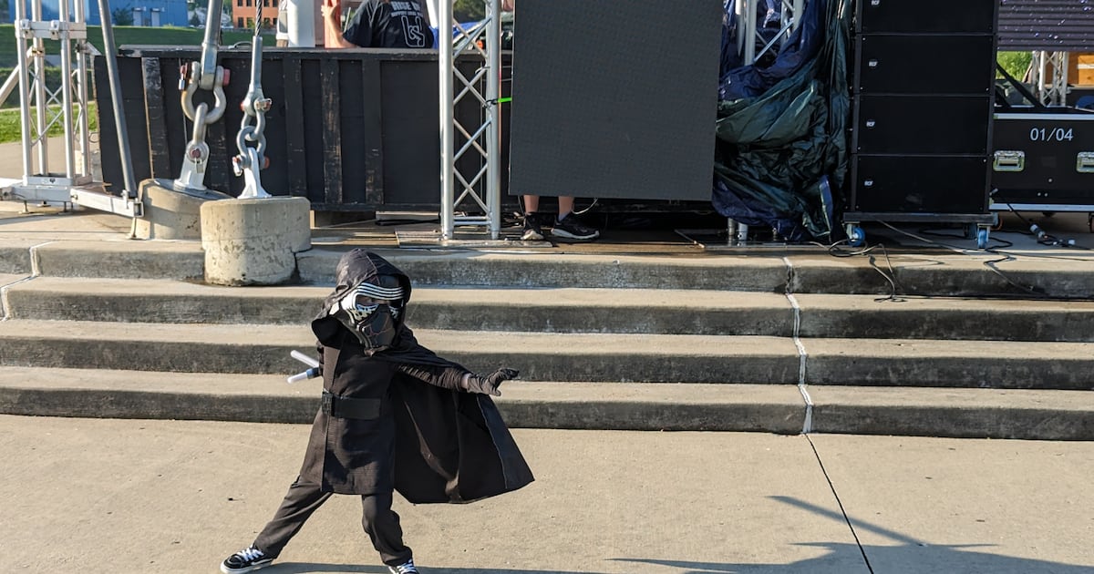 ‘Star Wars’ movie showing at RiversEdge includes cosplay contest, synchronized lights and more