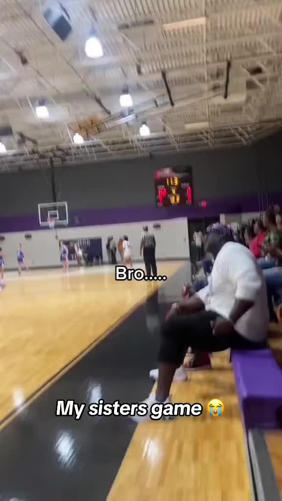 The score 😭 @Pat Bev Pod (via:@Kb❤️‍🔥🪄)