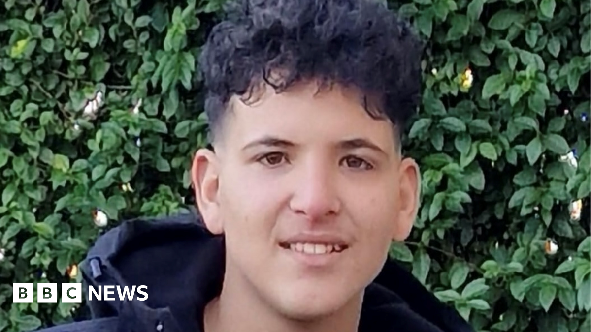 Huddersfield stabbing: Murder accused appears in court