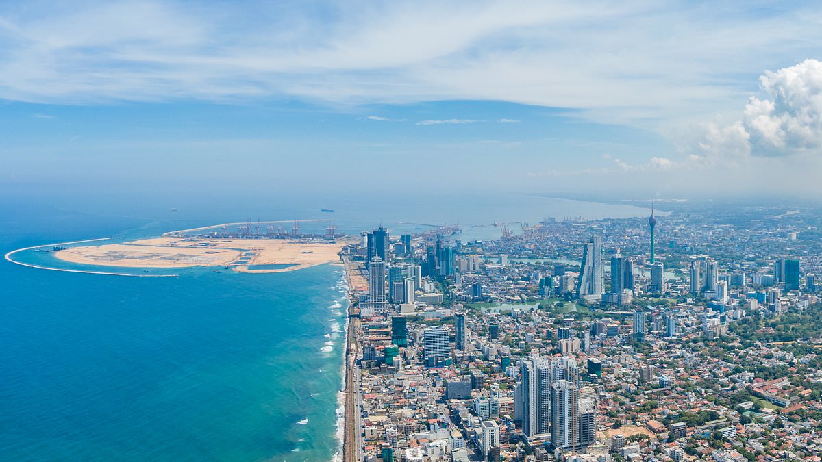 People left shocked after discovering how man-made islands are made
