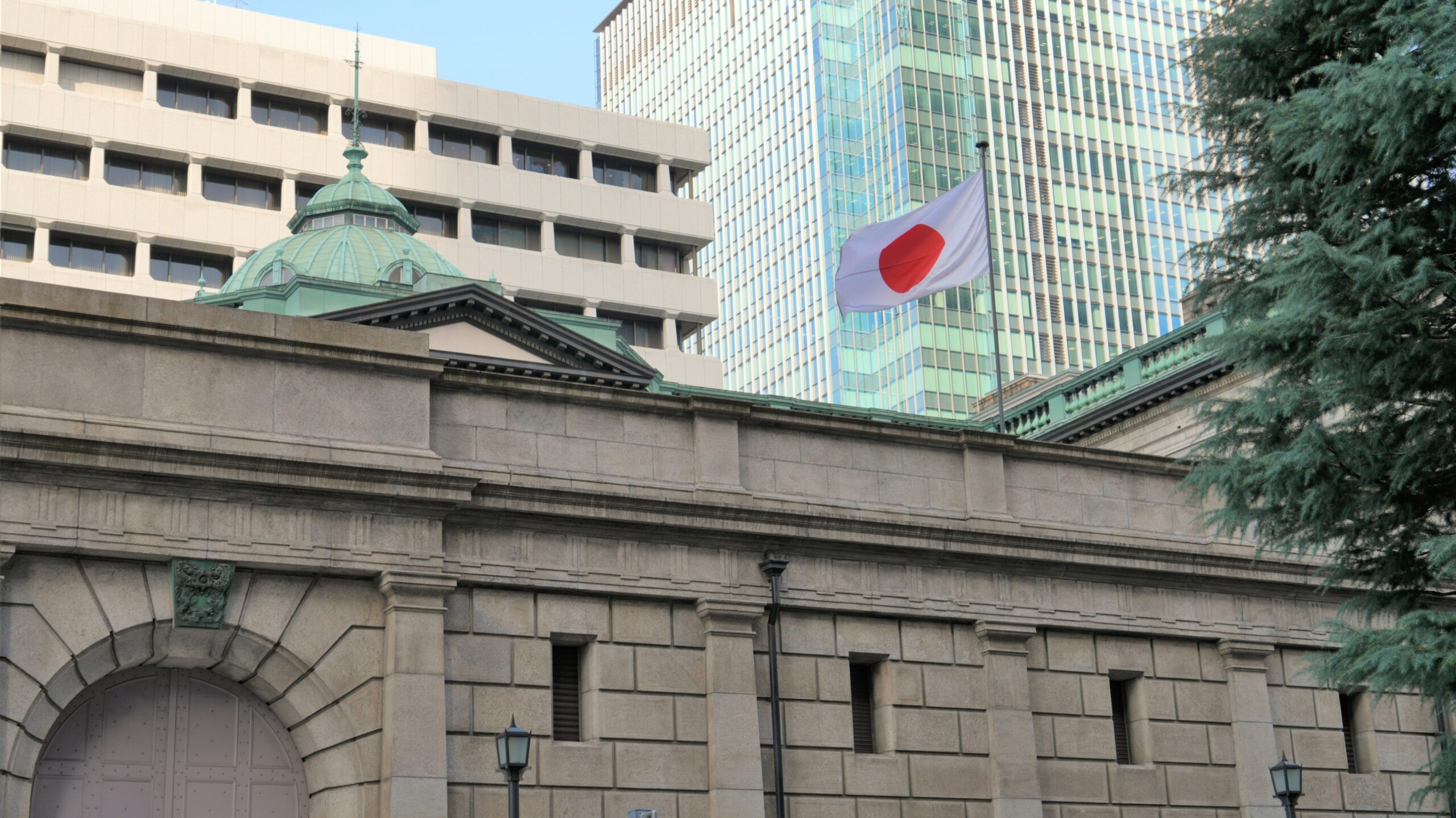 Global central bankers meet in tokyo to address inflation and growth challenges - Profit by Pakistan Today
