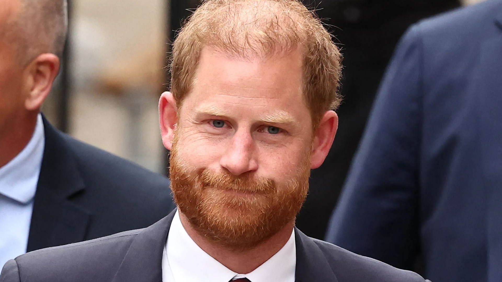 Harry used to serve UK now he just serves himself - Meg's leaving him behind