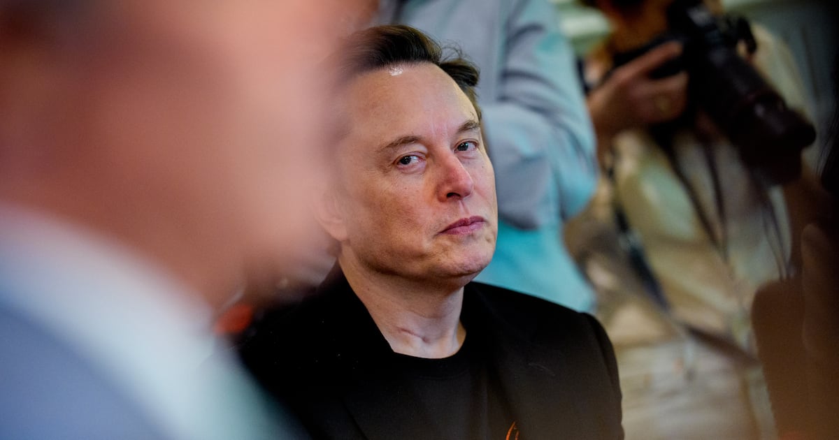 Musk Launched Sneaky Secret Bid to Get Rid of His ‘Annoying’ DOGE Rival