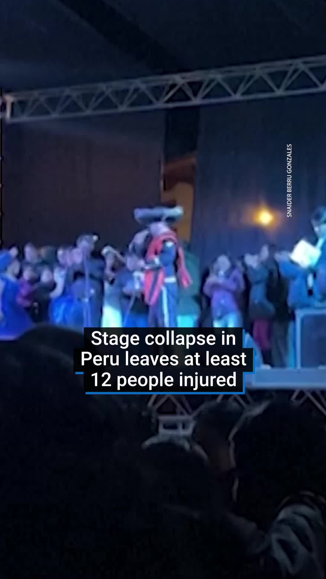 At least 12 people were injured when a stage collapsed during a school anniversary celebration in the northern highlands of Peru. The collapse occurred during a performance set up in Plaza de Armas, Huamachuco in the Sanchez Carrion province, featuring both a mariachi band and schoolchildren participating in a competition. The region's emergency center reported that 12 injured people were transported to local health facilities for treatment. No fatalities have yet been reported. #news #worldnews #fyp #collapse