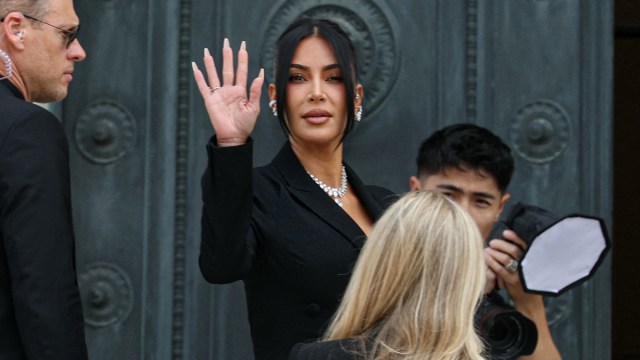Kim Kardashian Sends Her Kids to School With 3 Nannies, Says ‘Sources’