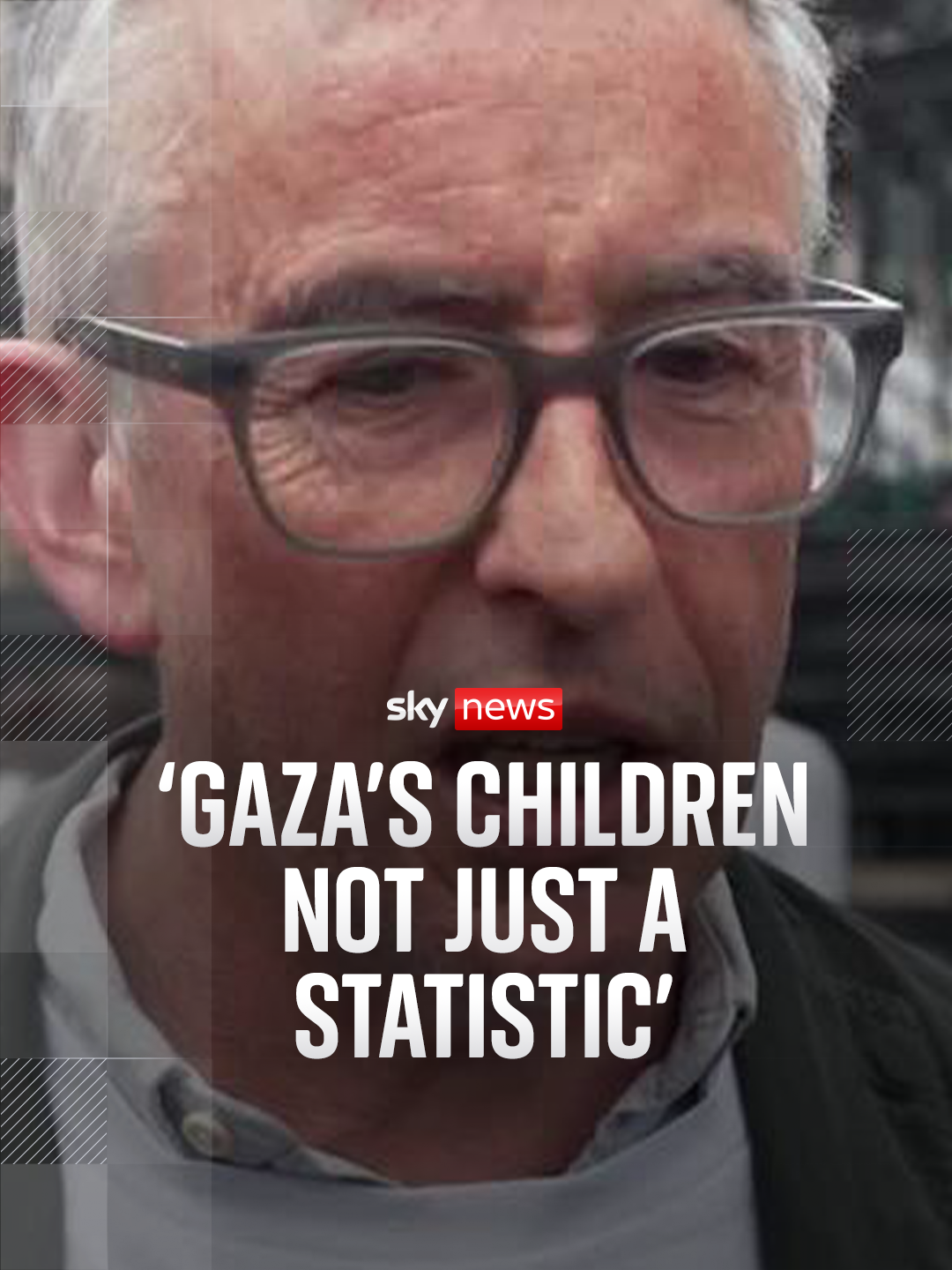The names of thousands of children killed in Gaza were read out by dozens of artists at a vigil in central London today. #stevecoogan #gaza #skynews