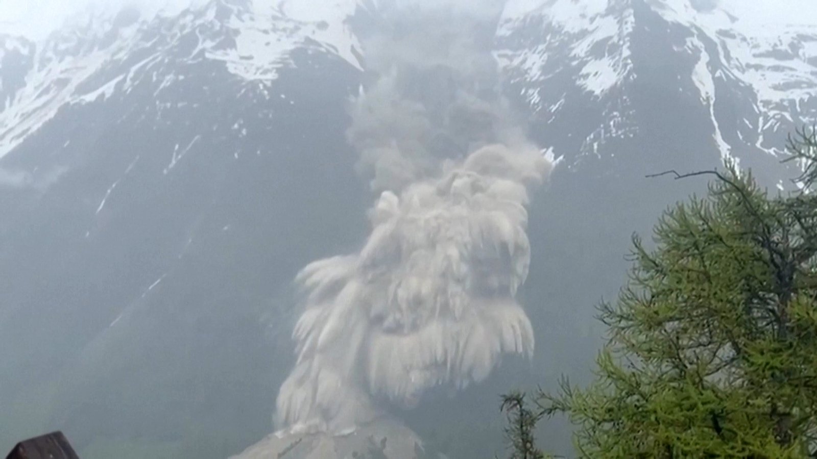 Residents in shock after glacier destroys Swiss village