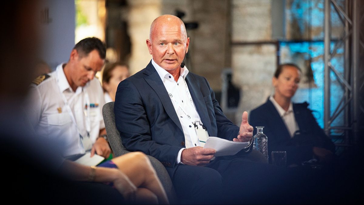 Top defence CEO touts need for €100 billion euro EU defence fund