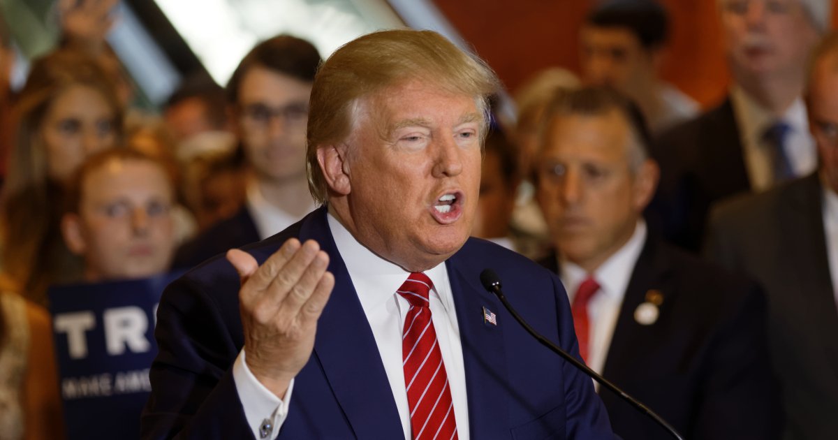 Picture of Donald Trump with teenage girl isn’t real