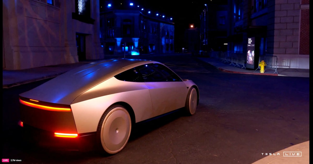 Dems in Texas ask Elon Musk to pump the brakes on Tesla’s ‘robotaxi’ rollout