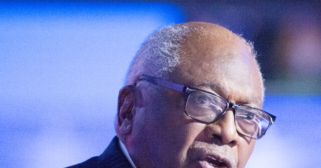 Influential Southern Dem Who Boosted Biden in 2020 Backs Andrew Cuomo for NYC Mayor