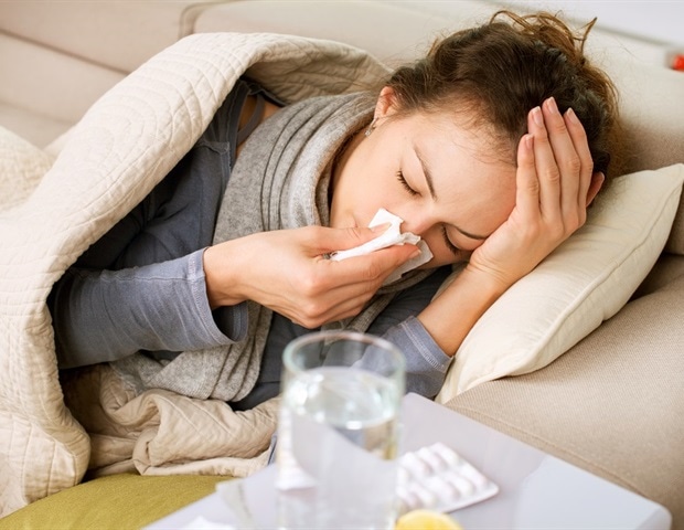Monitoring airborne fungal spores predicts flu and COVID-19 surges