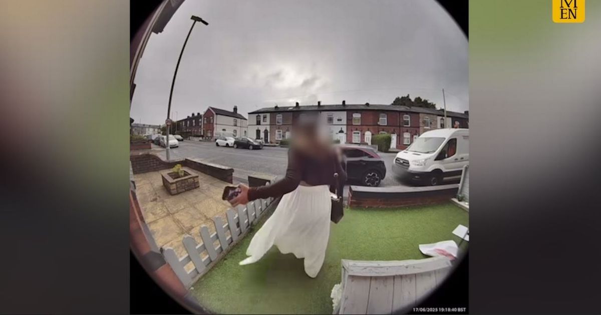 Women stage bizarre 'photoshoot' in front garden of murder victim's home