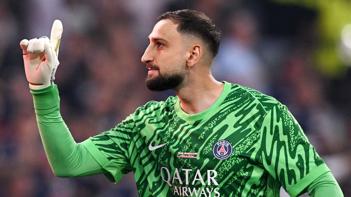 The 25 Best Goalkeepers in World Football