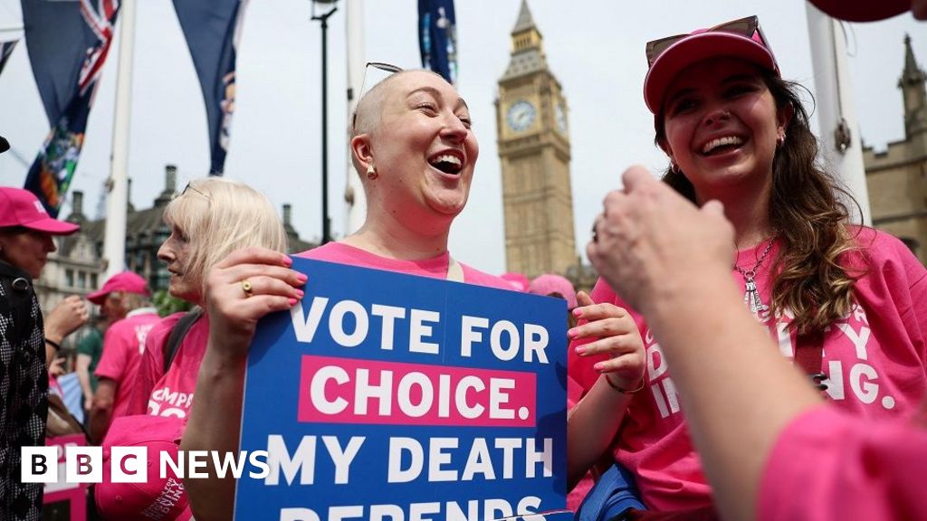 MPs back assisted dying bill in historic Commons vote