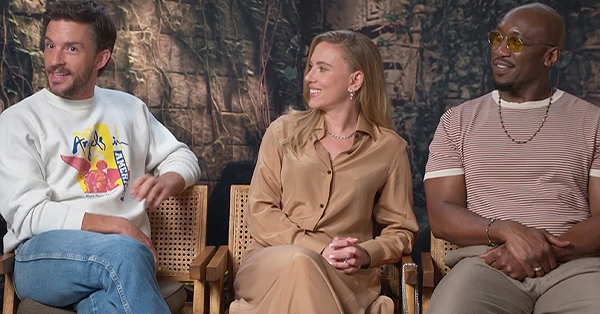 The Cast of Jurassic World Rebirth on the Film’s Amped-Up Horror and Jonathan Bailey’s Scene-Stealing Glasses