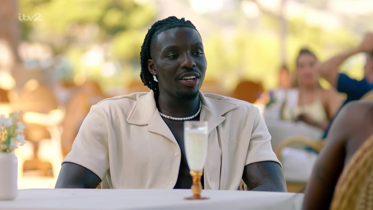 Love Island fans know real reason Dejon is flirting with new bombshell