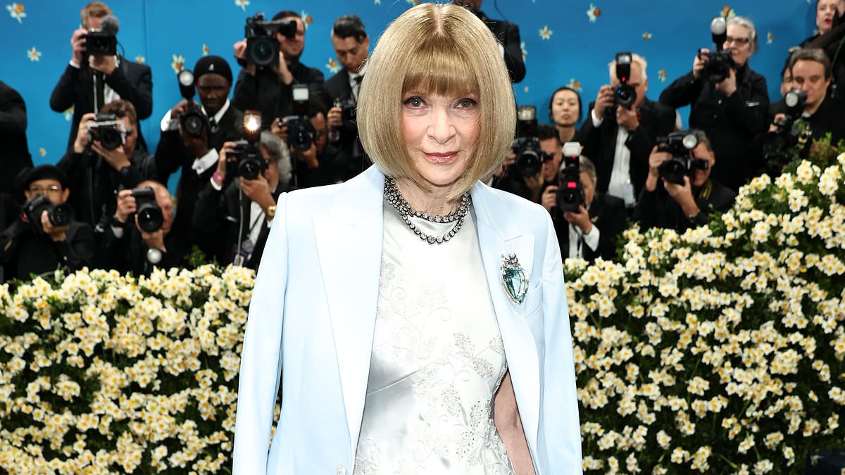 Truth about Anna Wintour's shock Vogue departure: Insiders whisper to TOM LEONARD of 'only person who could have shown her the door' and tell of quaking staff's REAL reaction to bombshell