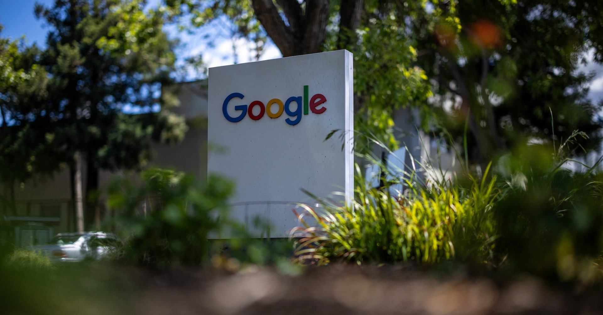 Google hires Windsurf CEO and researchers to advance AI ambitions