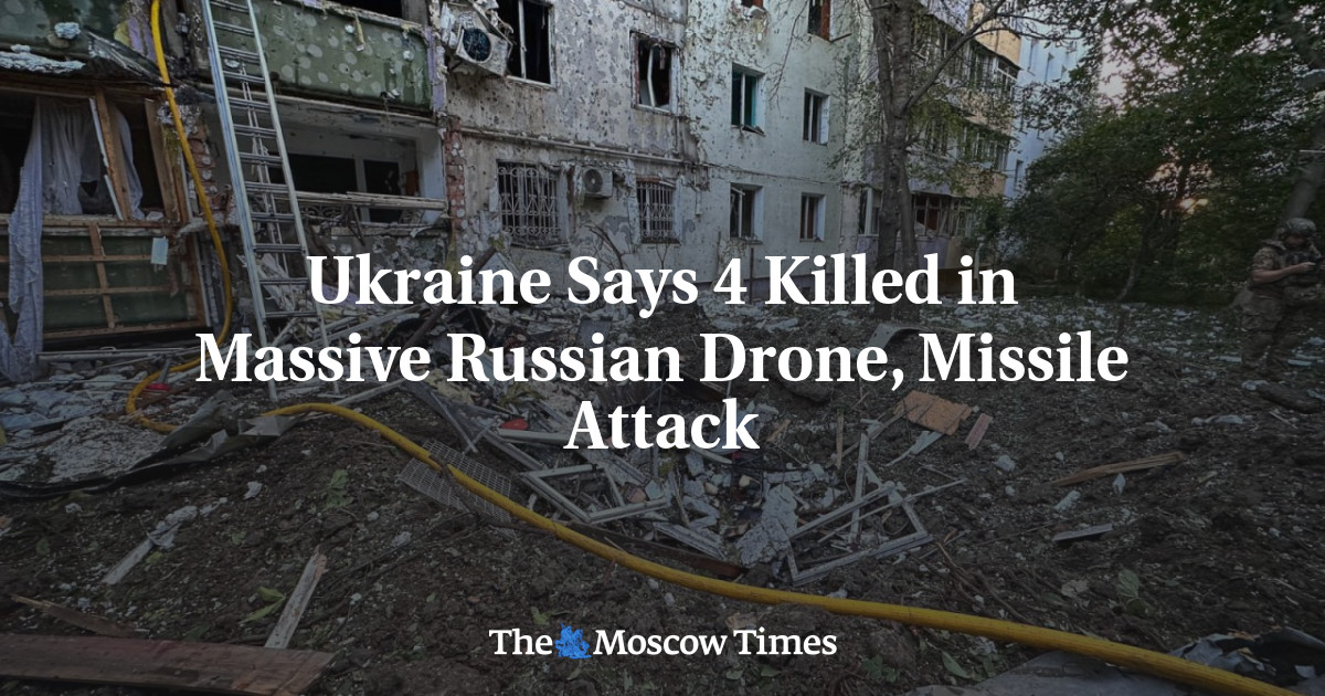 Ukraine Says 4 Killed in Massive Russian Drone, Missile Attack