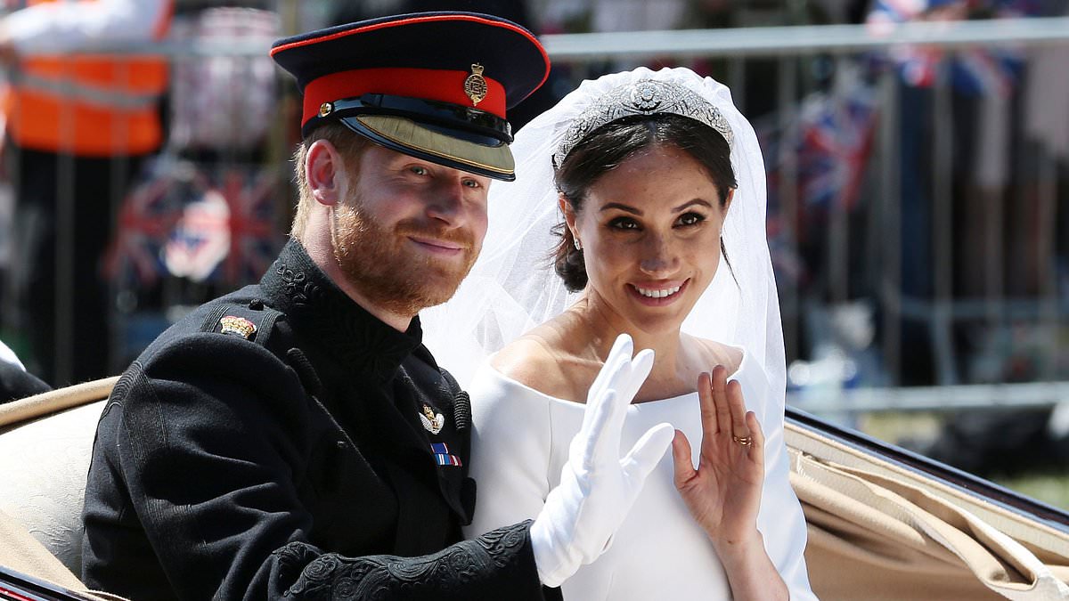 The telling sign Meghan Markle would 'bolt' and 'take Prince Harry with her' years before 'Megxit' revealed