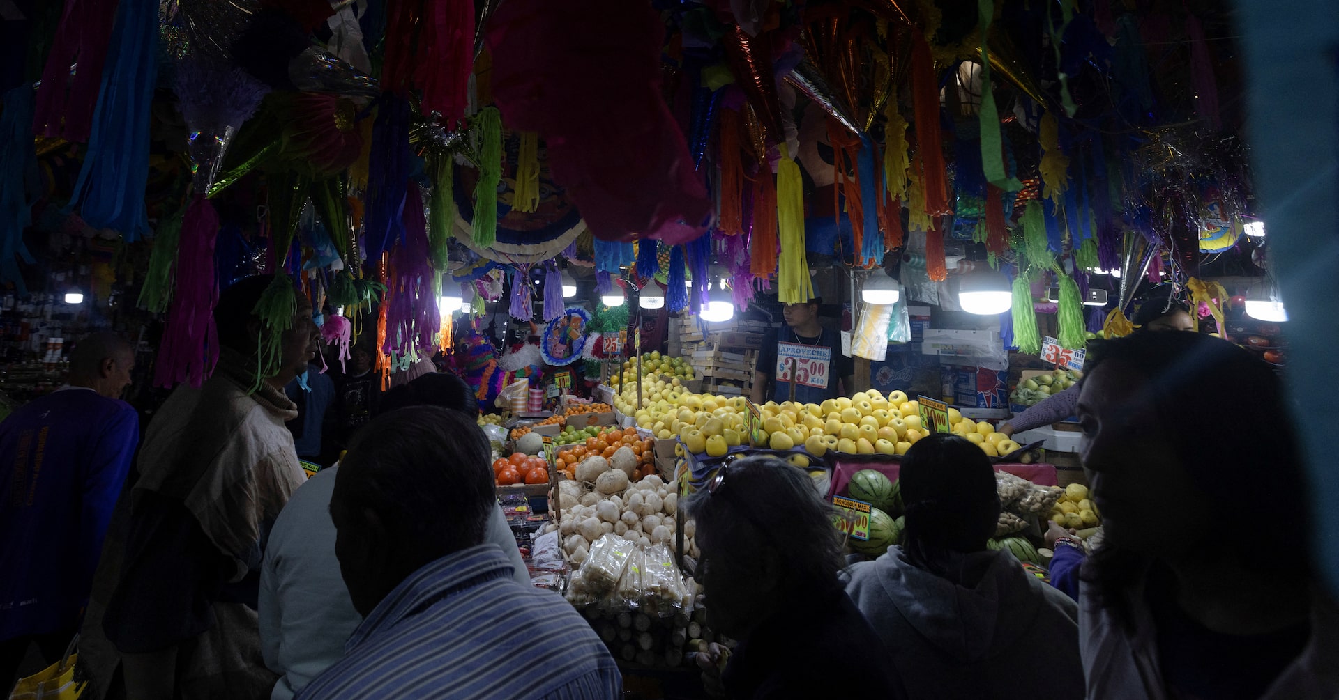 Mexico inflation falls within central bank's target range in early July