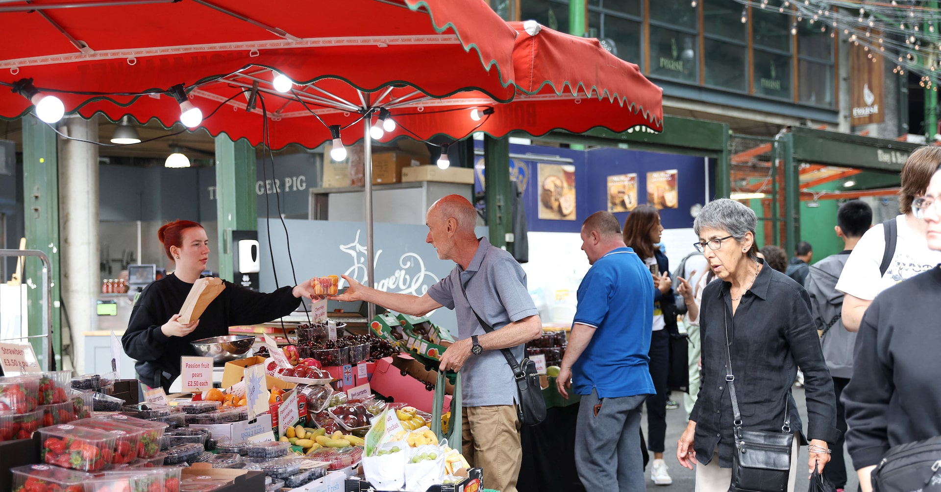 UK short-term inflation expectations rise, Citi and YouGov say