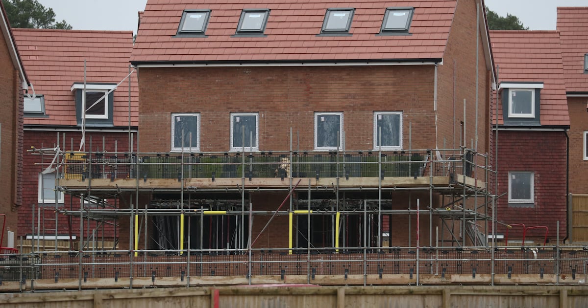 Construction workloads fall in Northern Ireland for a fourth consecutive quarter