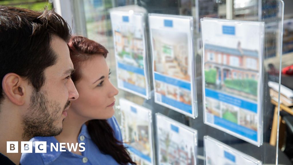Average mortgage rates below 5% for first time since Truss budget