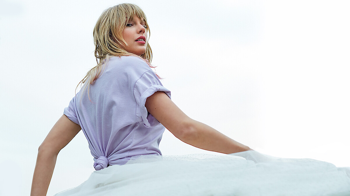 Waiting for Taylor Swift’s New Album? Enjoy These ‘Showgirls’ in the Meantime