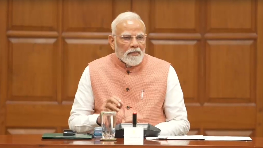 Economic liberalisation, jobs, banking reforms top agenda as PM Modi meets economists, senior officials