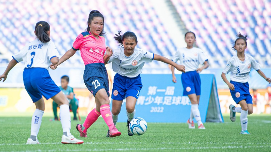 China puts emphasis on youth soccer development