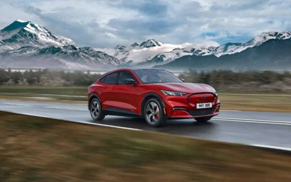 2025 Ford Mustang Mach-E beats 2025 Tesla Model Y in brand new test between the two cars