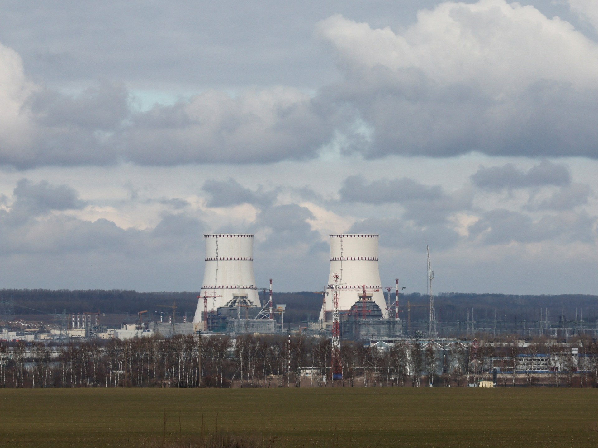 Russia accuses Ukraine of attacking nuclear plant, causing a fire