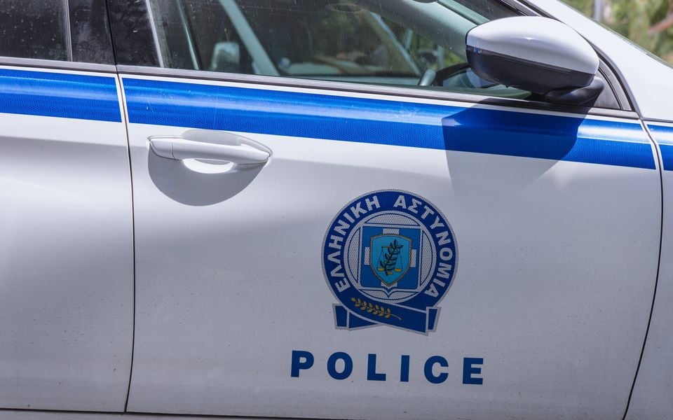 Six remanded in custody, nine released in Crete criminal organization case