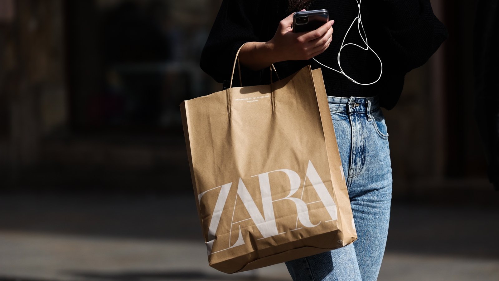 Inditex's Q2 sales disappoint due to cautious consumers