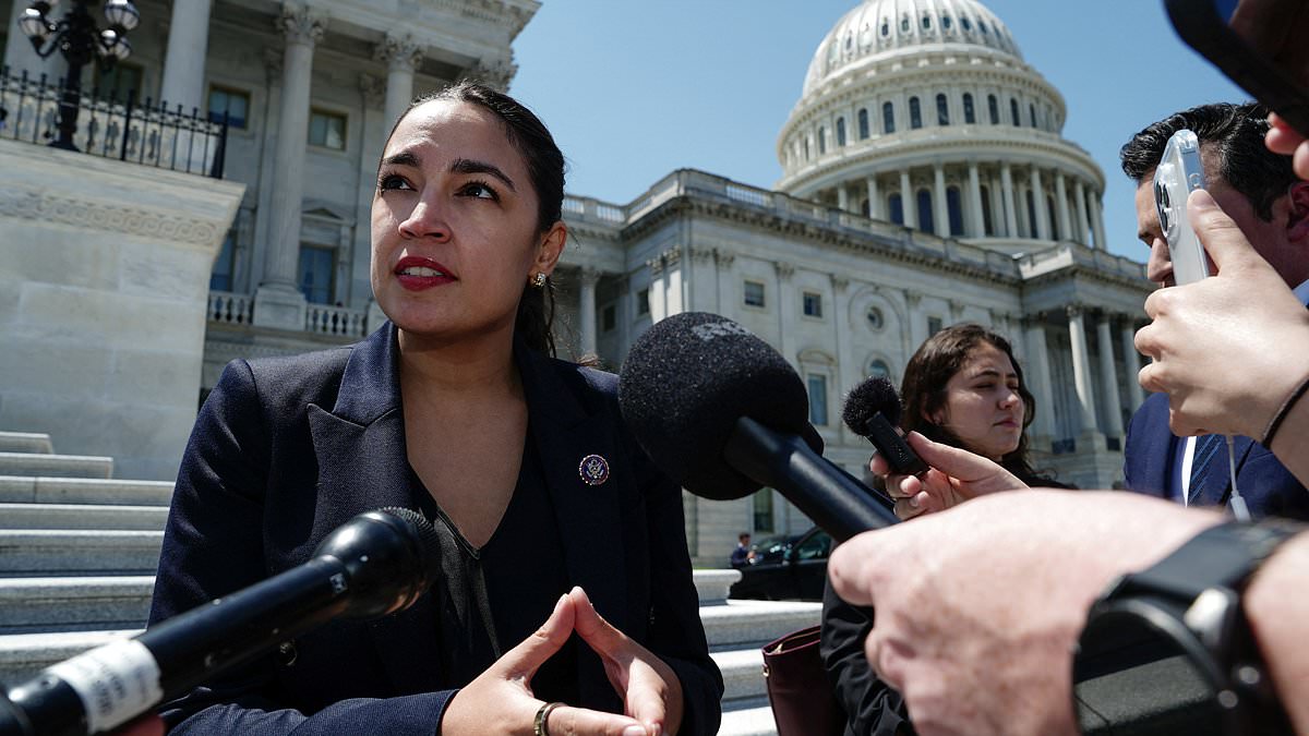 Republican senator rips AOC: 'Shallow as a puddle'