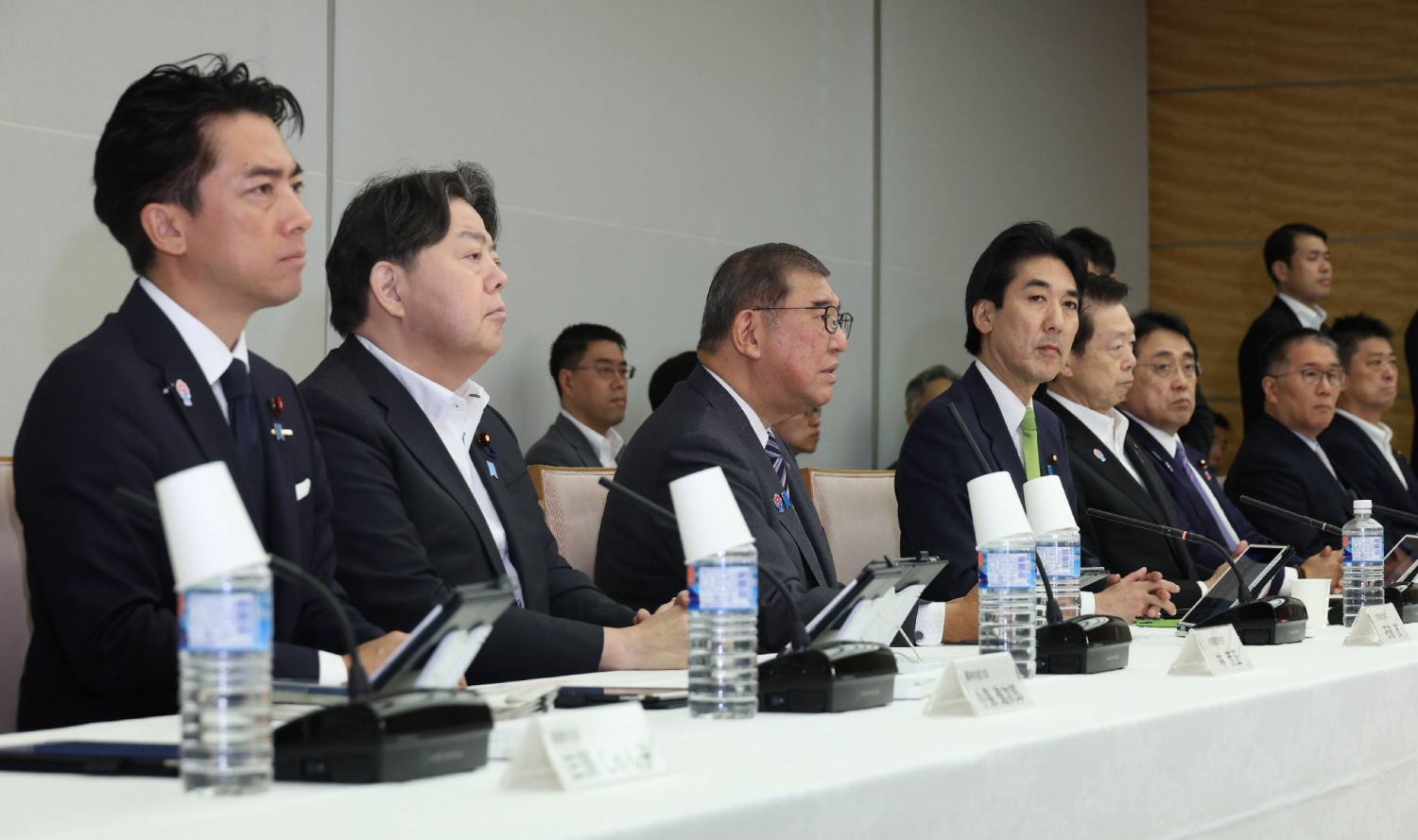 Japan starts discussing basic plan for AI use and development