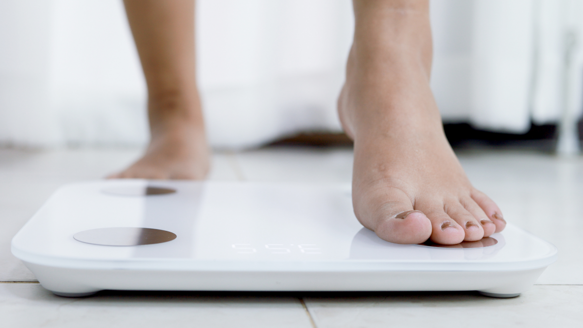 These Are the Best Smart (and Dumb) Bathroom Scales