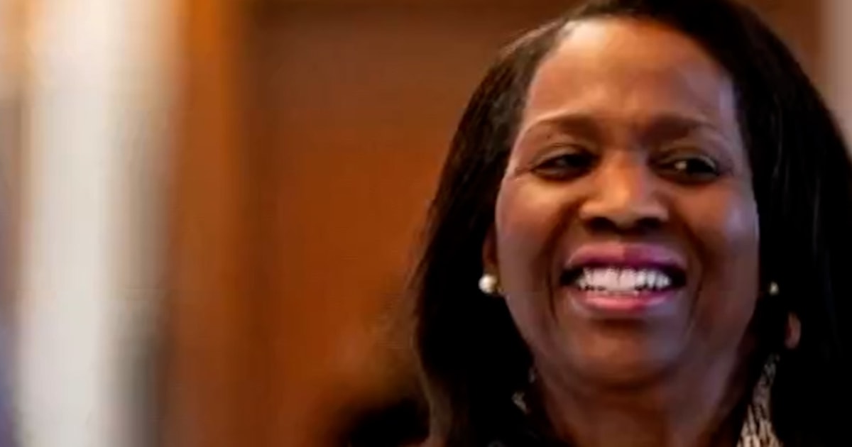 Appeals court blocks Trump from removing Lisa Cook